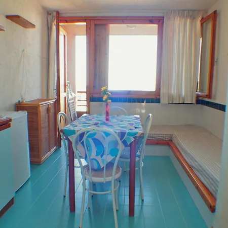 아파트 In Sardinia With Sea View